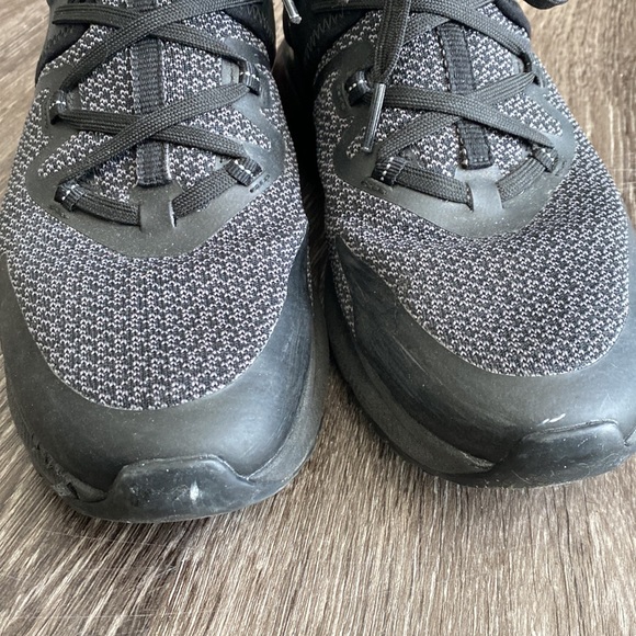 Shoes For Crews Gia black slip-resistance shoes - Picture 10 of 17